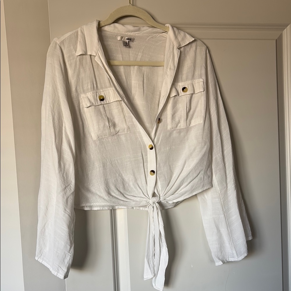 Amuse Society White Notched Collar Tie-Front Shirt
